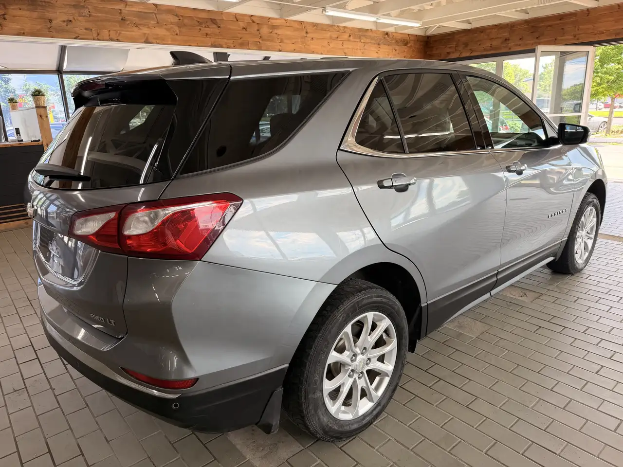Chevrolet Equinox photo Chevrolet Equinox