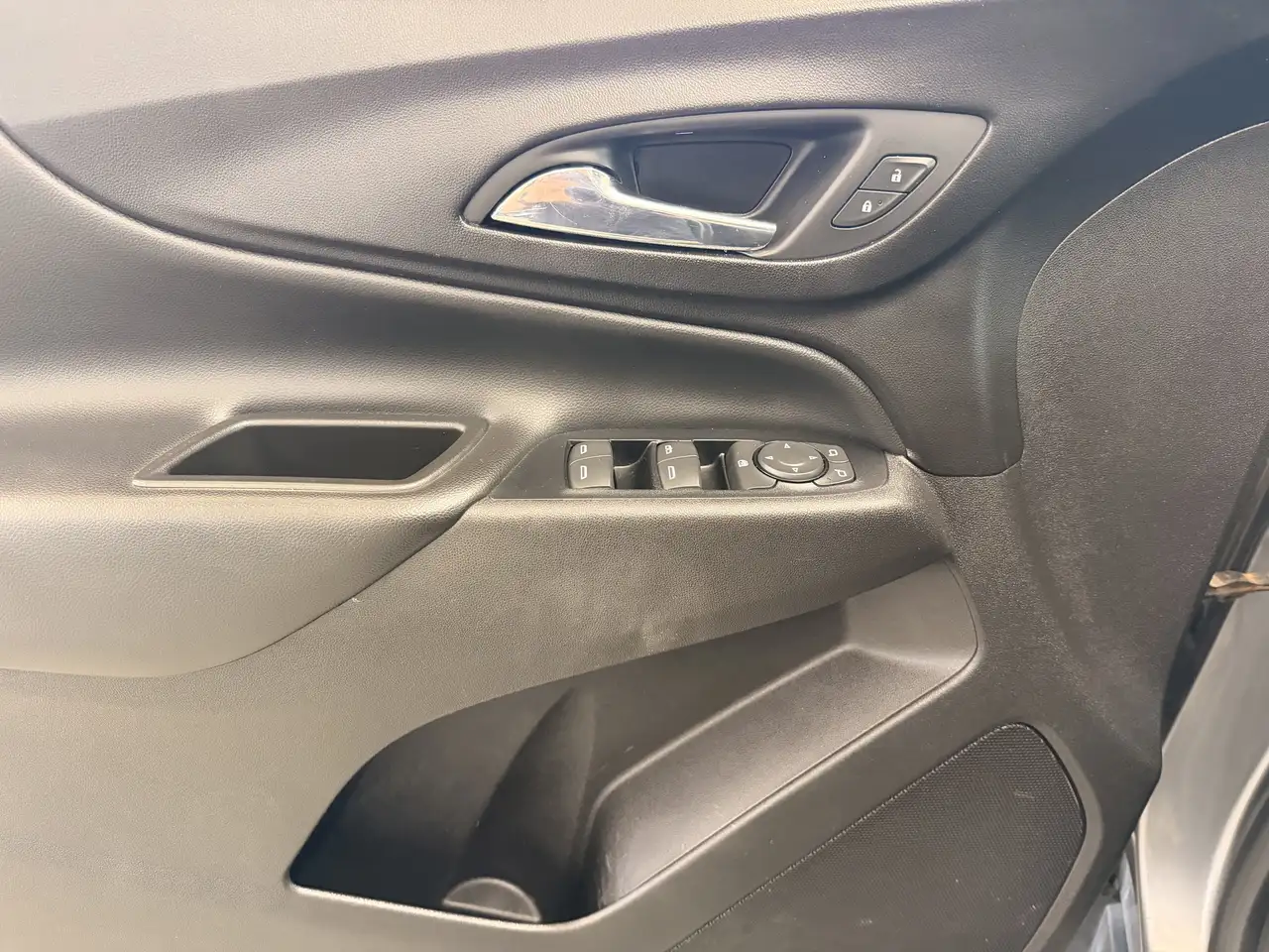 Chevrolet Equinox photo Chevrolet Equinox