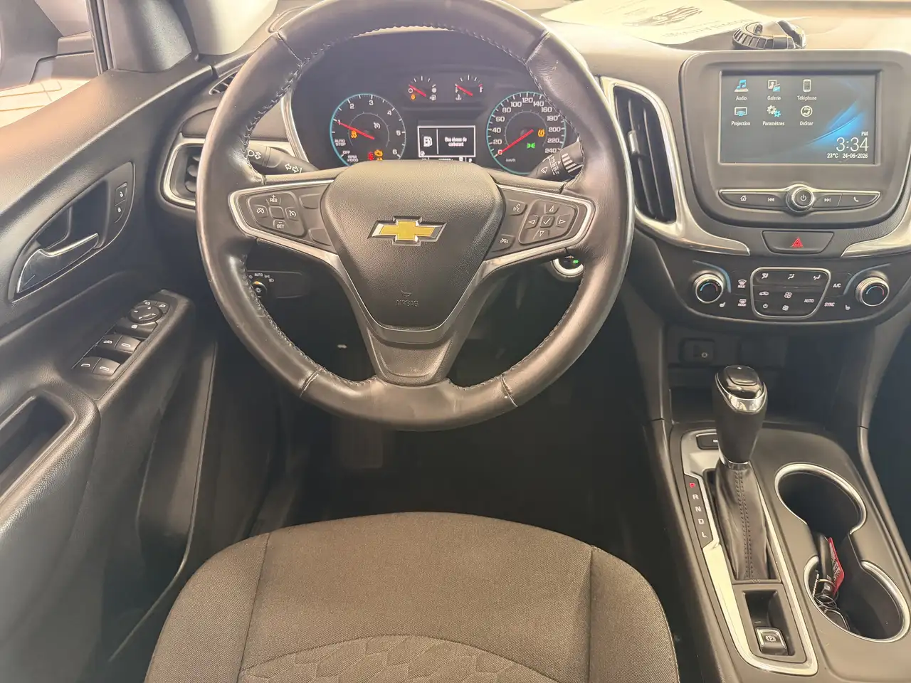 Chevrolet Equinox photo Chevrolet Equinox