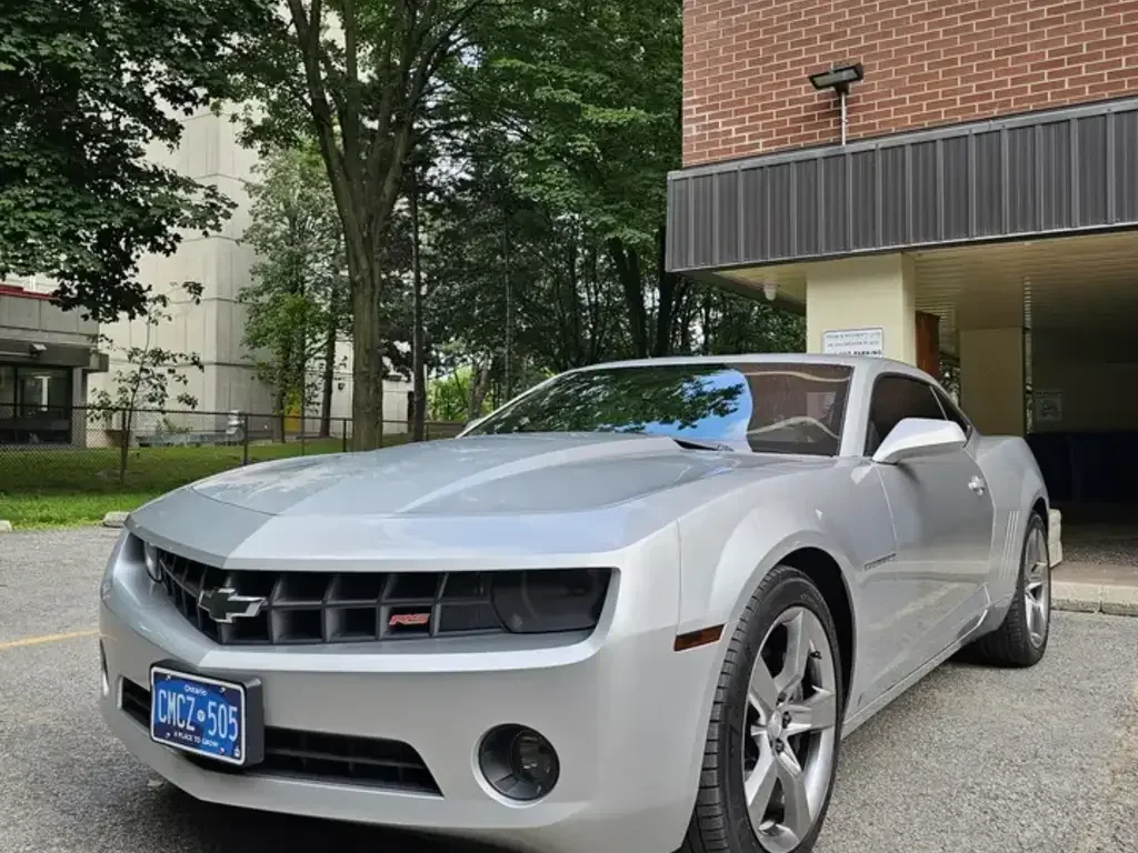 Chevrolet Camaro снимка Chevrolet Camaro