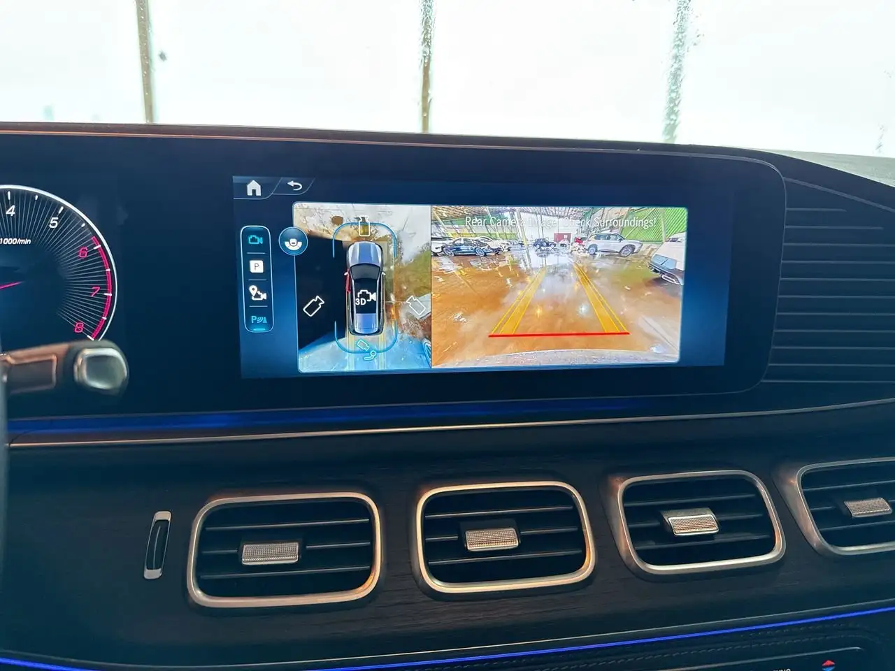 Mercedes-Benz GLS снимка Mercedes-Benz GLS
