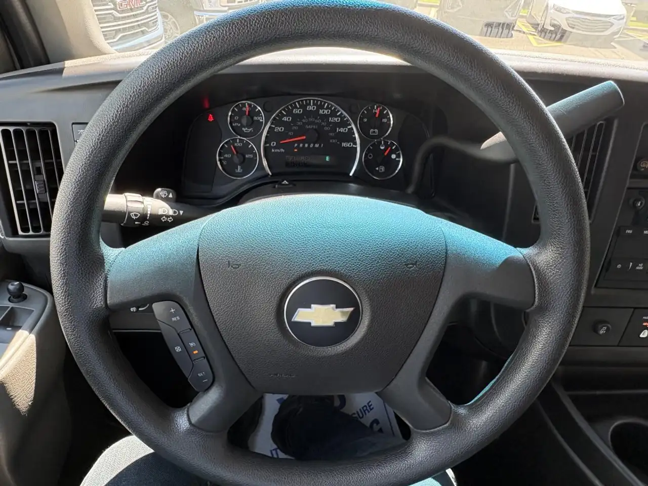 Chevrolet Express 2500 снимка Chevrolet Express 2500