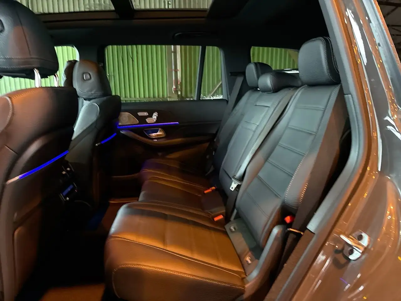 Mercedes-Benz GLS снимка Mercedes-Benz GLS