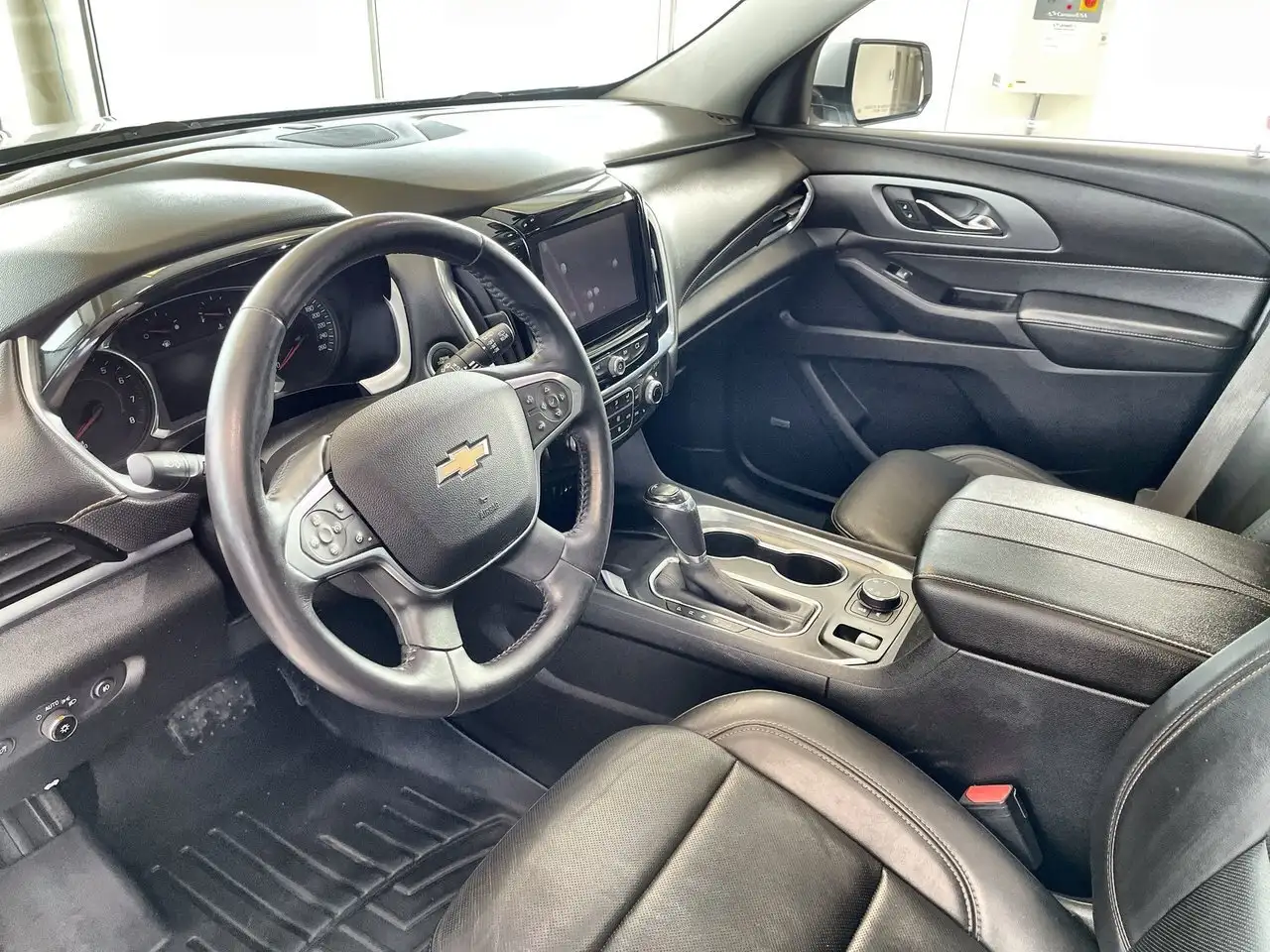 Chevrolet Traverse photo Chevrolet Traverse