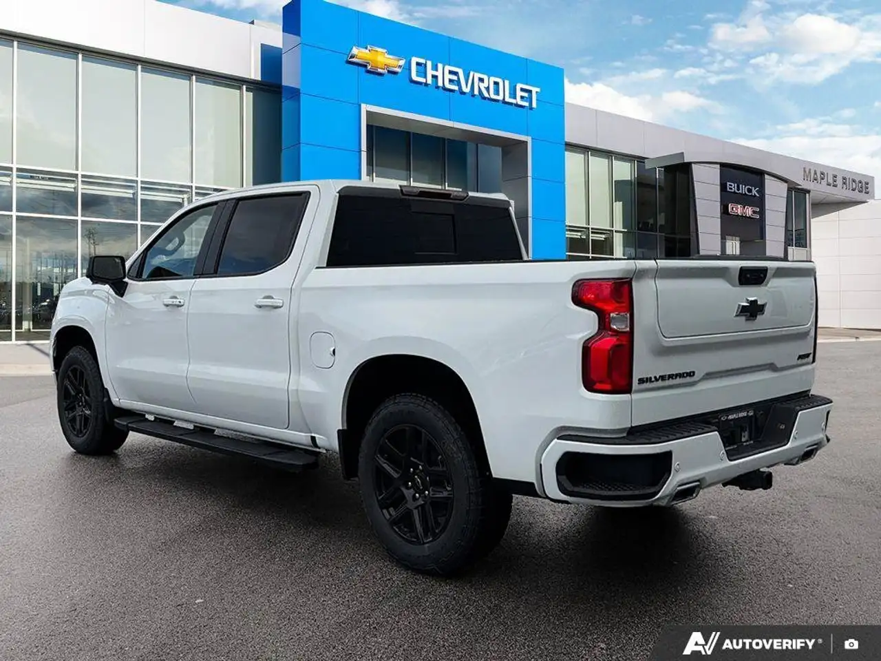 Chevrolet Silverado 1500 photo Chevrolet Silverado 1500