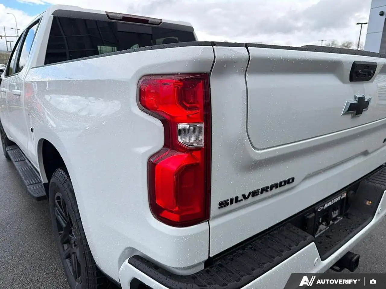Chevrolet Silverado 1500 photo Chevrolet Silverado 1500