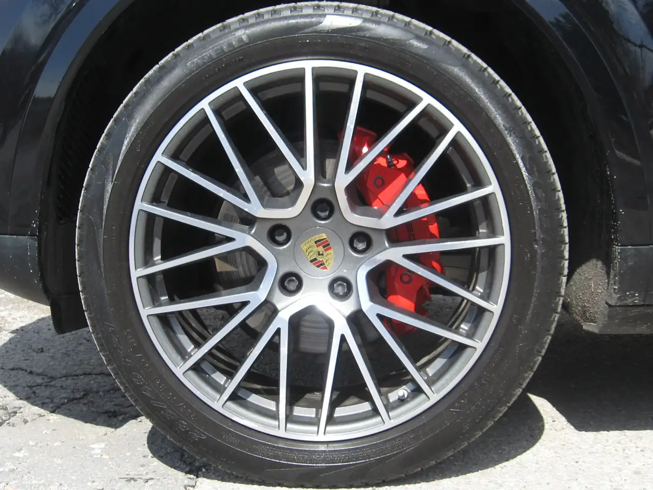 Porsche Cayenne снимка Porsche Cayenne