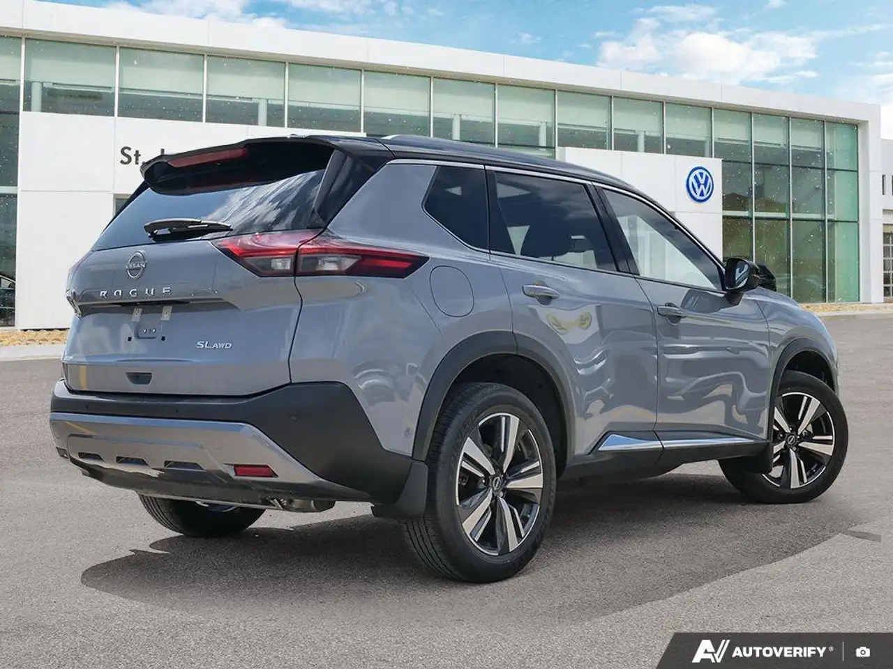 Nissan Rogue снимка Nissan Rogue