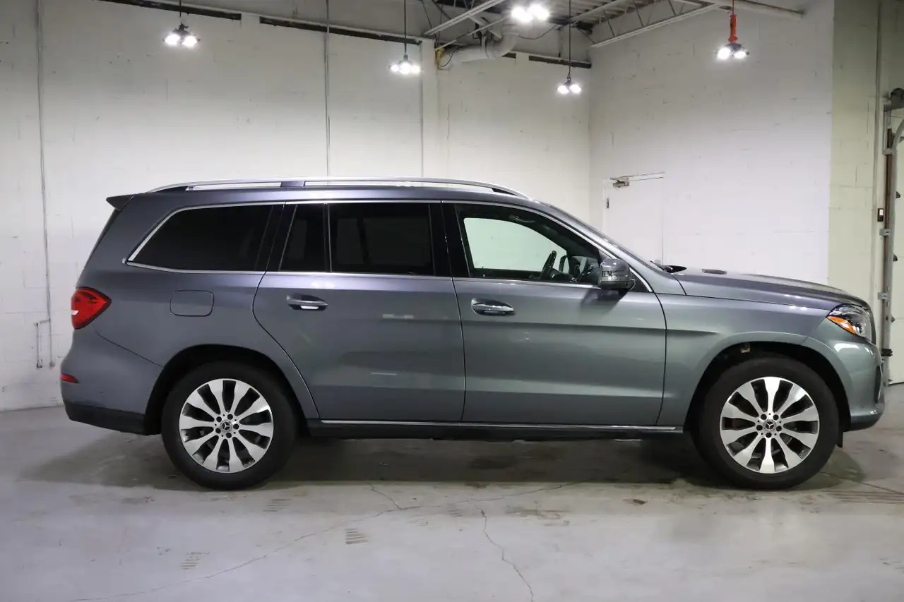Mercedes-Benz GLS снимка Mercedes-Benz GLS