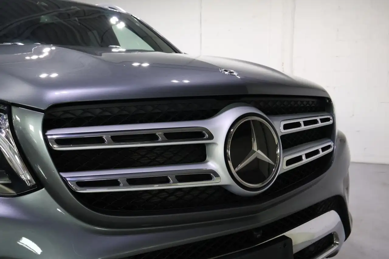 Mercedes-Benz GLS снимка Mercedes-Benz GLS