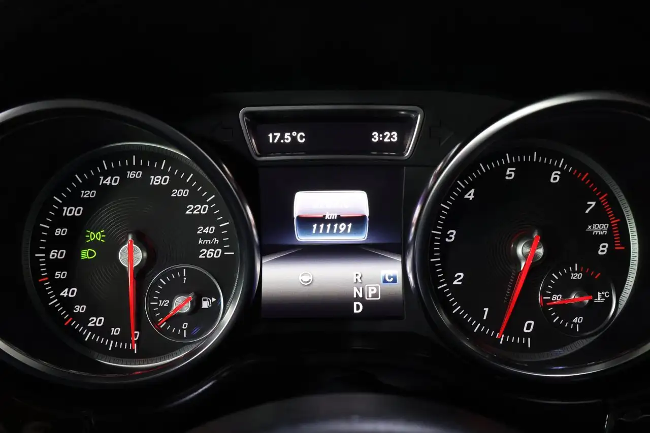 Mercedes-Benz GLS снимка Mercedes-Benz GLS