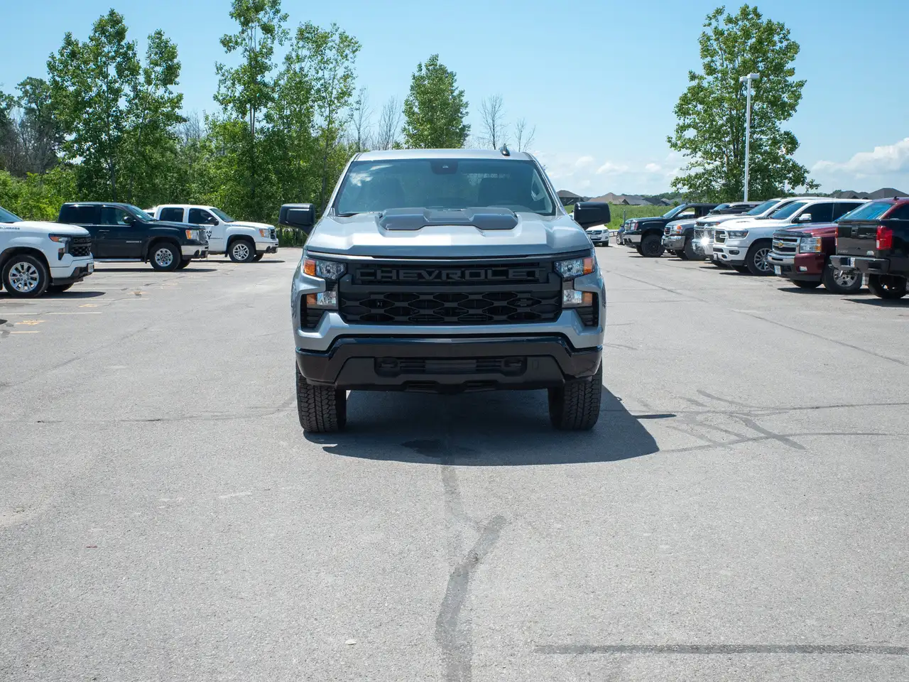 Chevrolet Silverado 1500 снимка Chevrolet Silverado 1500