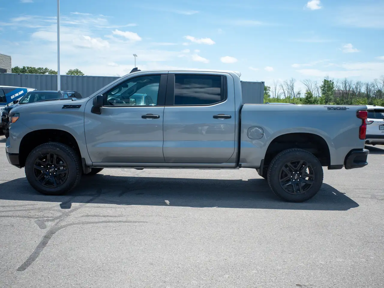 Chevrolet Silverado 1500 снимка Chevrolet Silverado 1500
