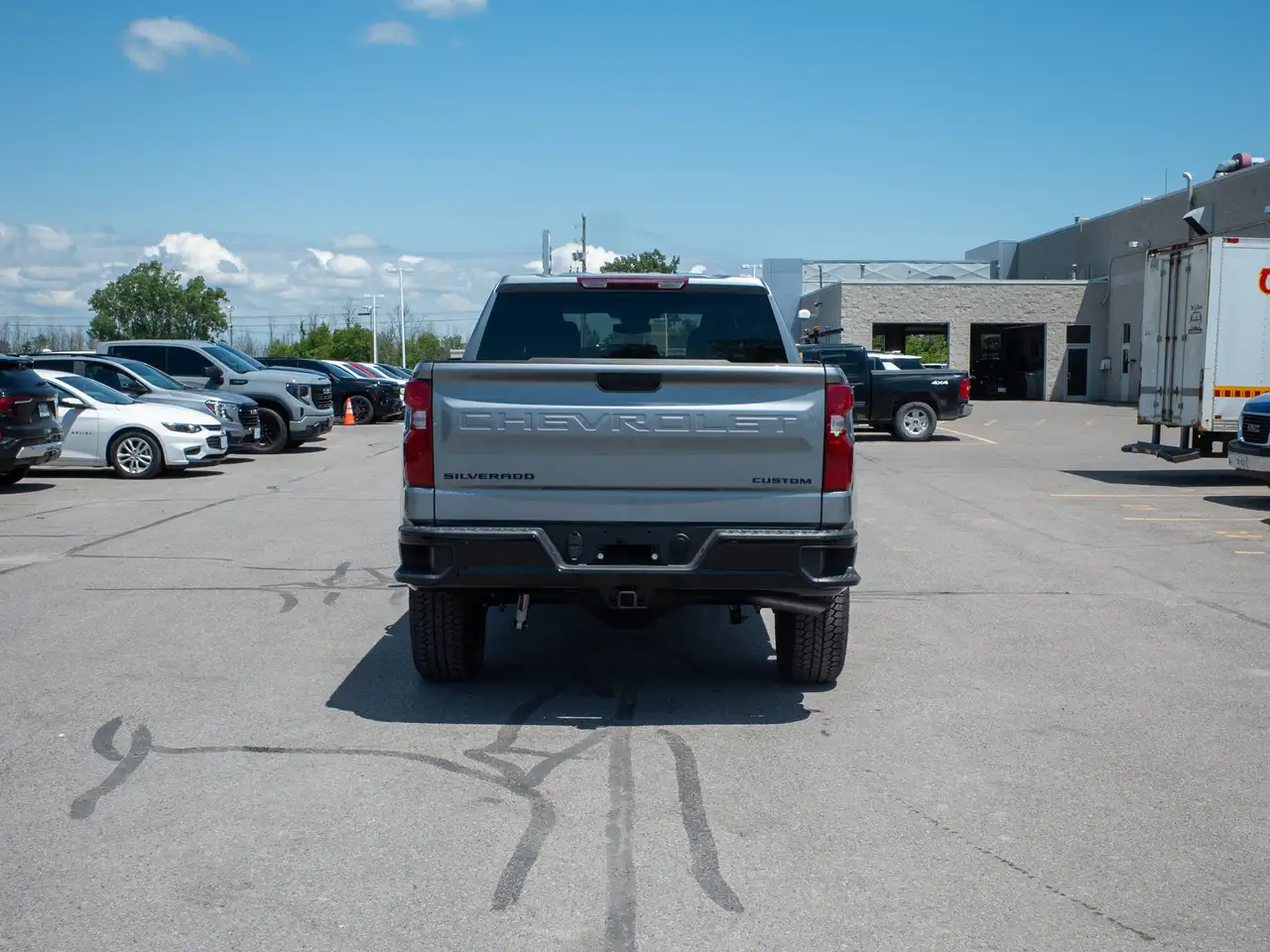 Chevrolet Silverado 1500 снимка Chevrolet Silverado 1500