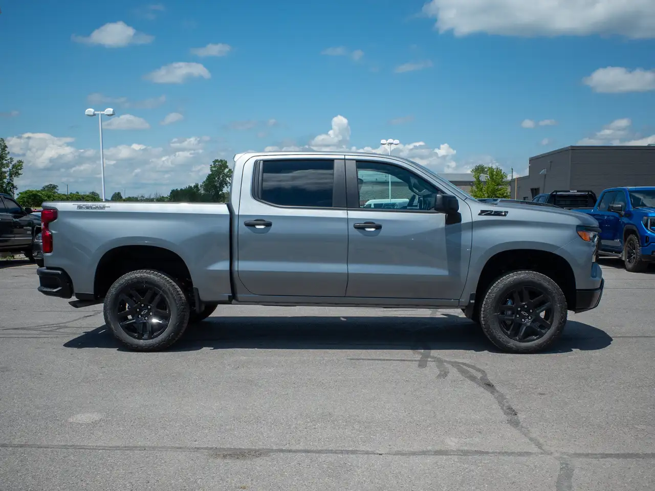 Chevrolet Silverado 1500 снимка Chevrolet Silverado 1500