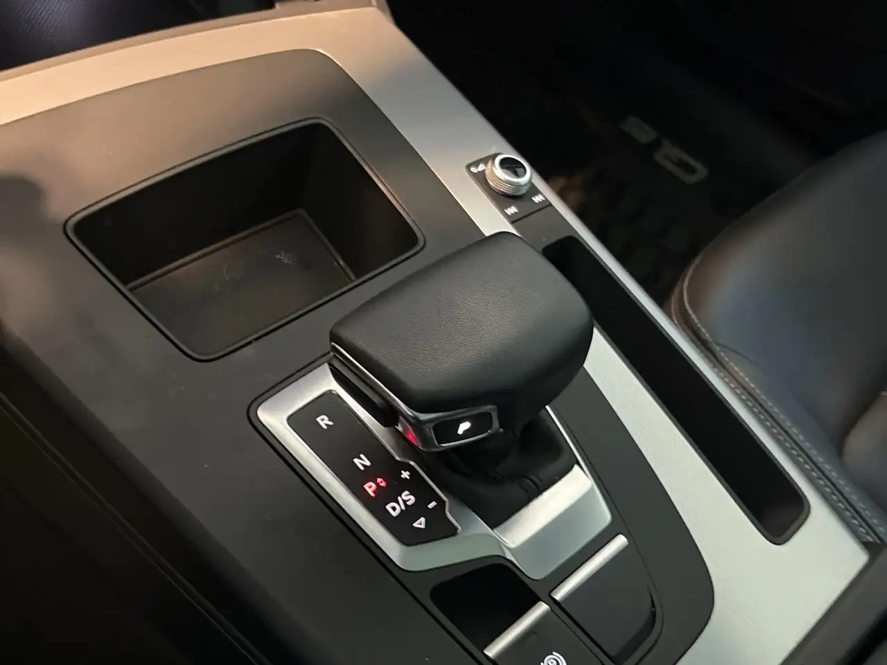 Audi Q5 снимка Audi Q5