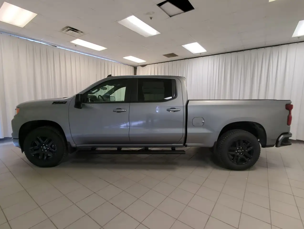 Chevrolet Silverado 1500 photo Chevrolet Silverado 1500