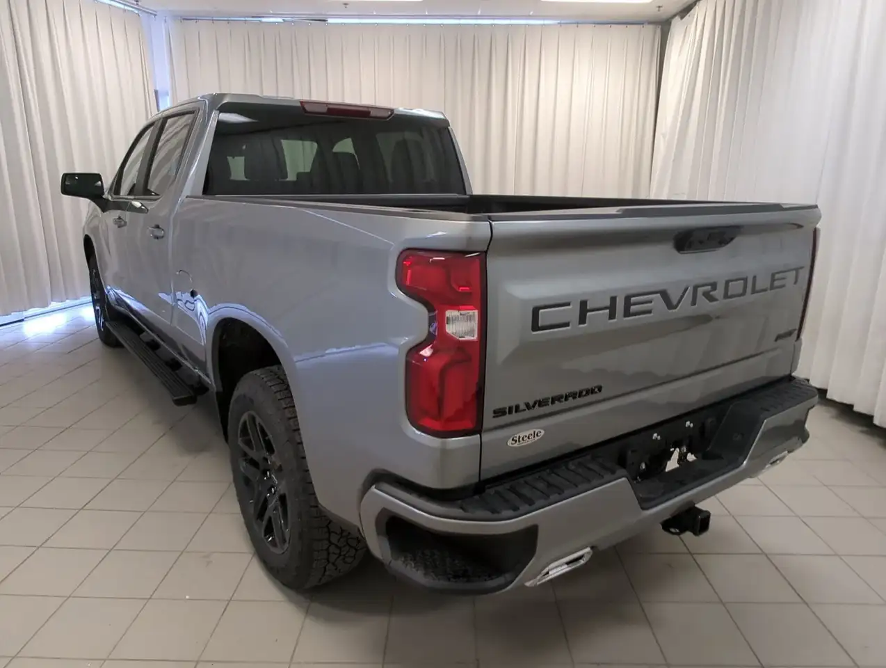 Chevrolet Silverado 1500 photo Chevrolet Silverado 1500