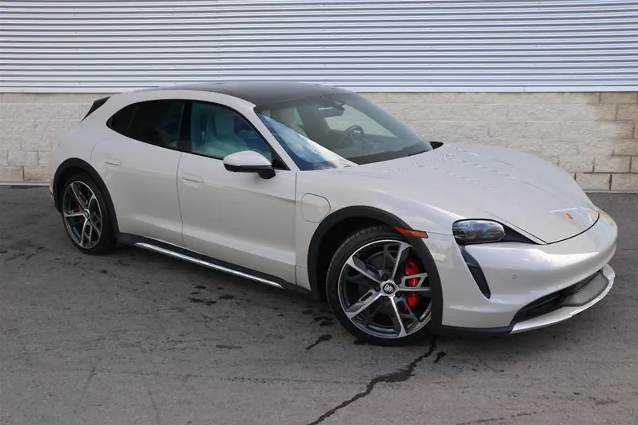 2022 Porsche Taycan