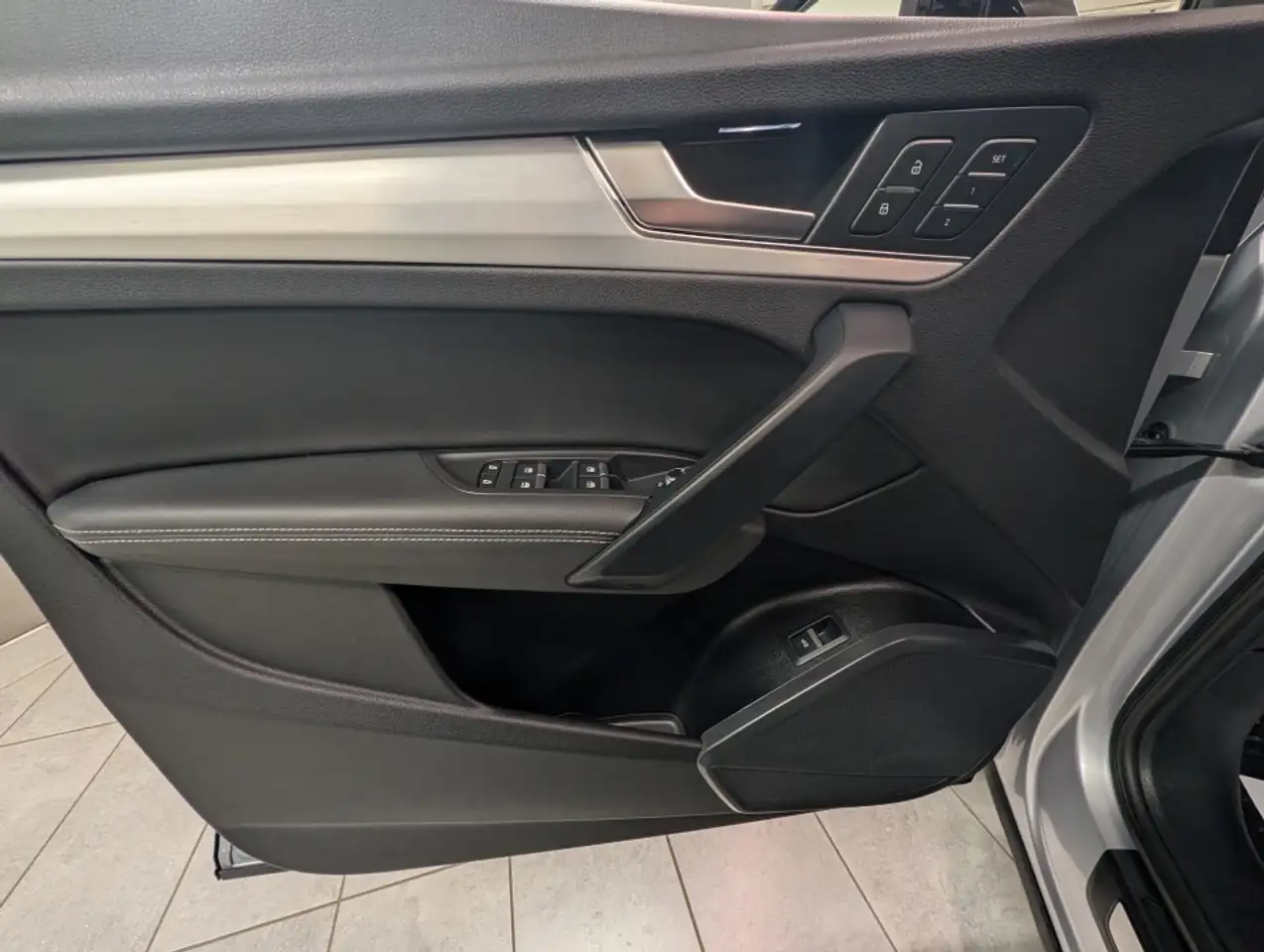 Audi Q5 снимка Audi Q5