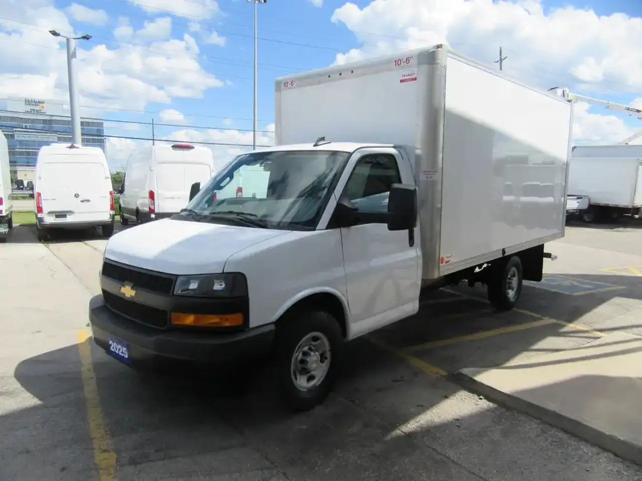 Chevrolet Express 3500 снимка Chevrolet Express 3500