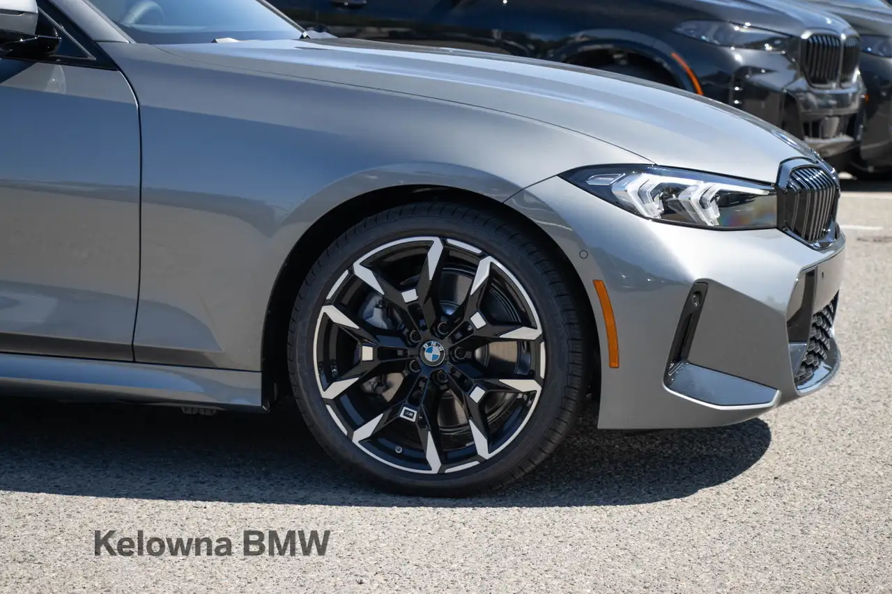 BMW 3 Series photo BMW 3 Series