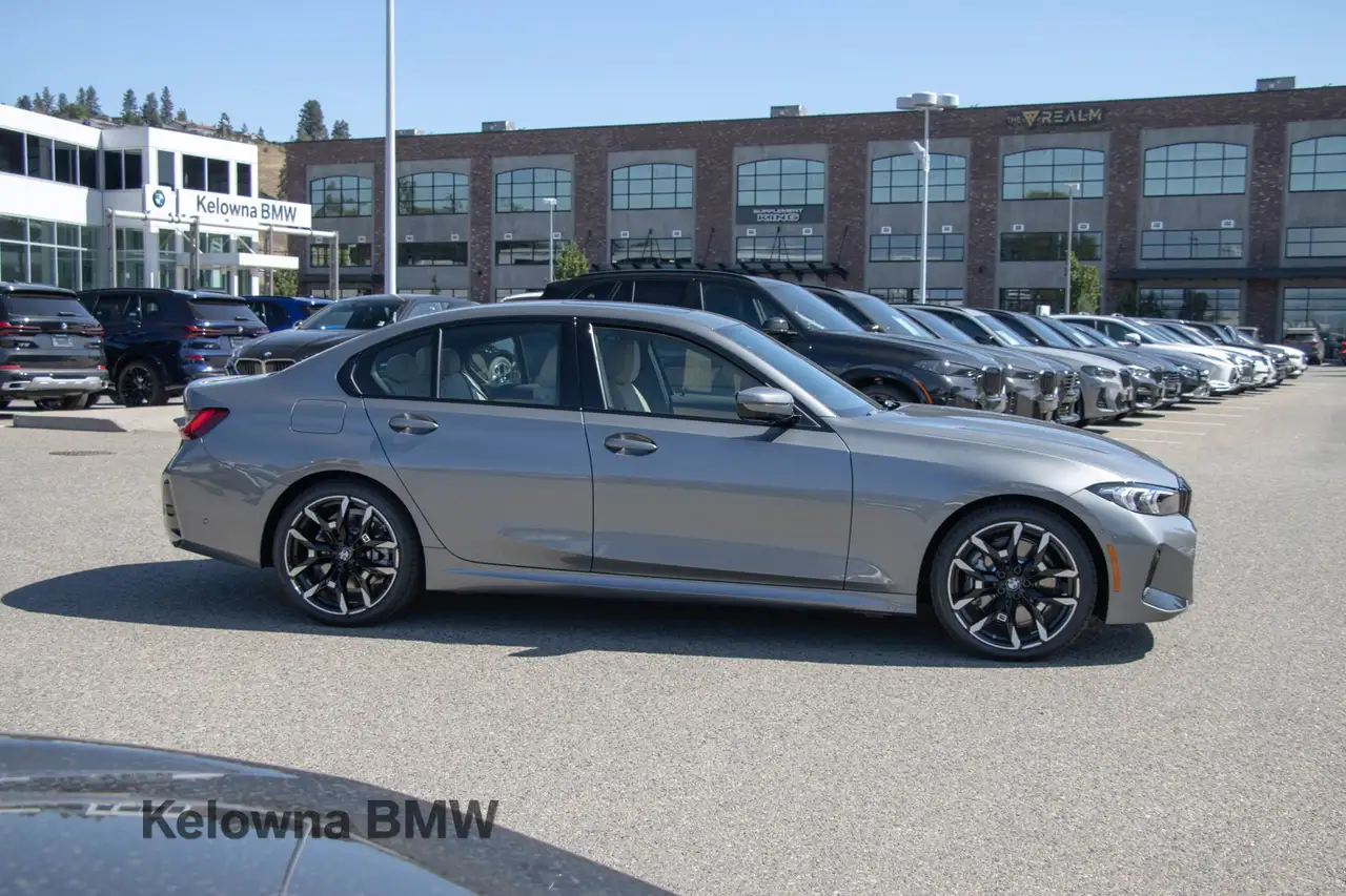 BMW 3 Series photo BMW 3 Series