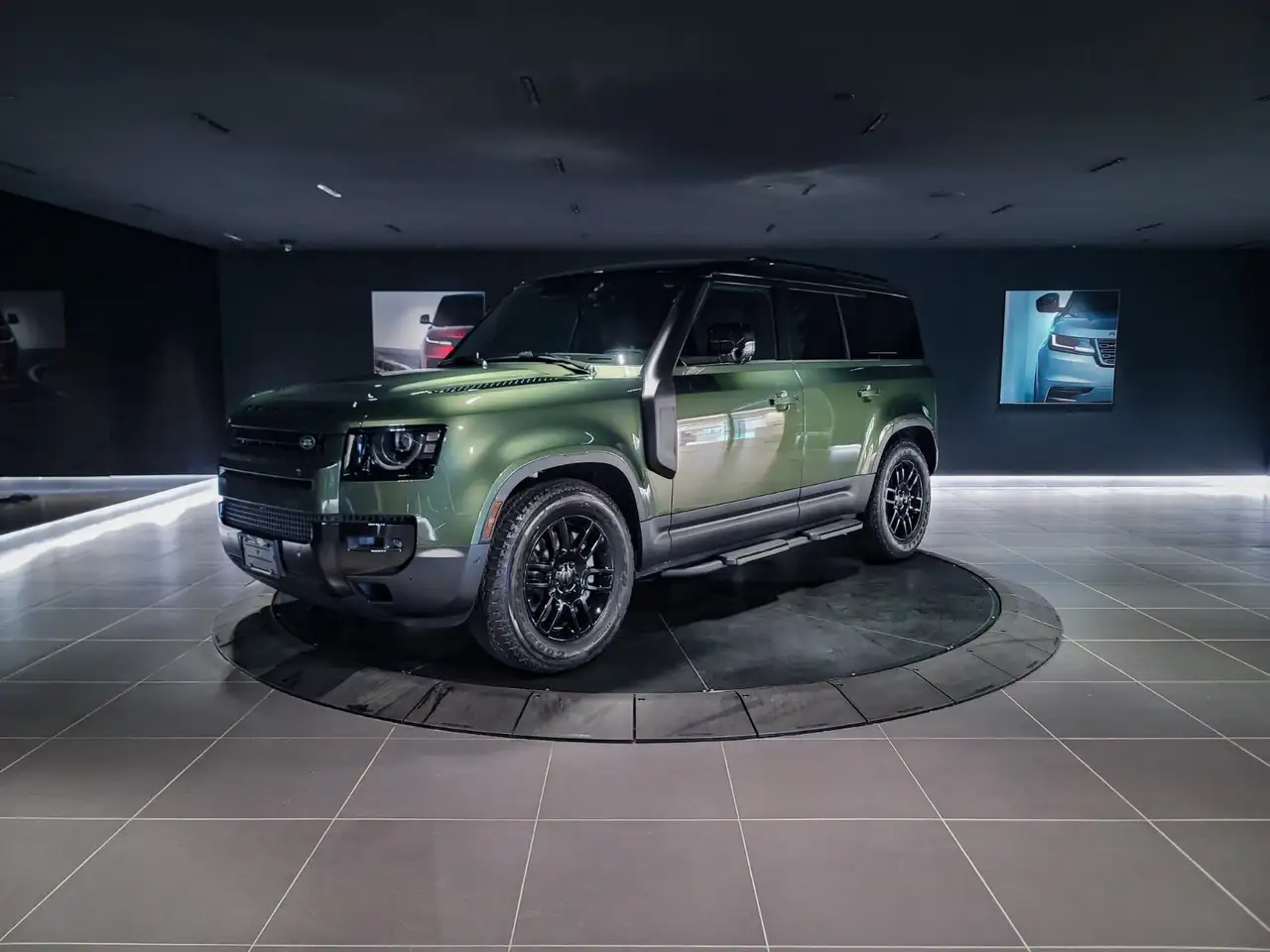 Land Rover Defender photo Land Rover Defender