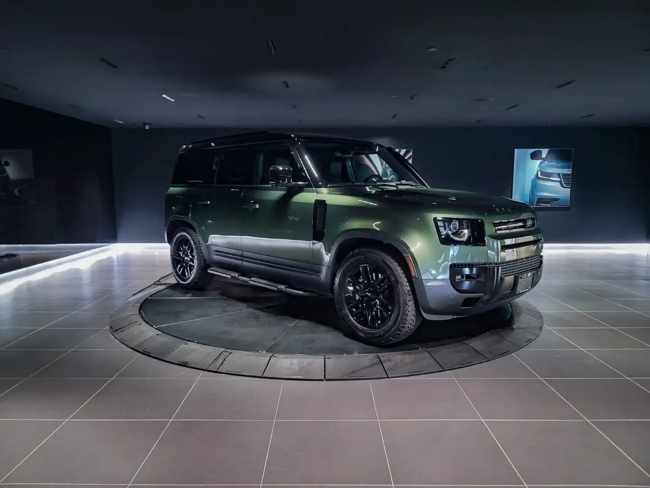 Land Rover Defender photo Land Rover Defender