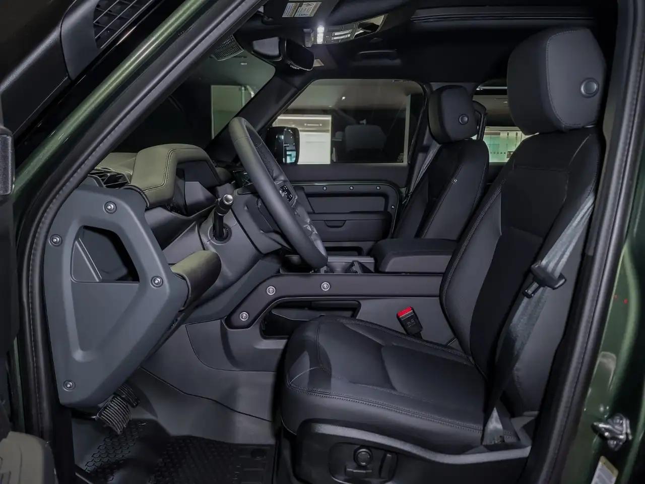 Land Rover Defender photo Land Rover Defender