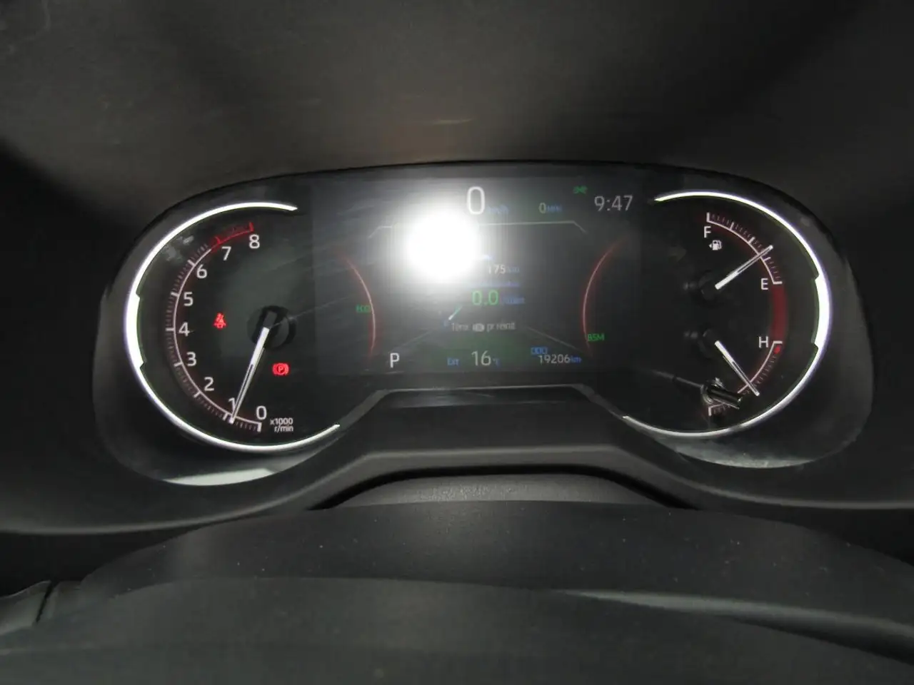 Toyota RAV 4 снимка Toyota RAV 4