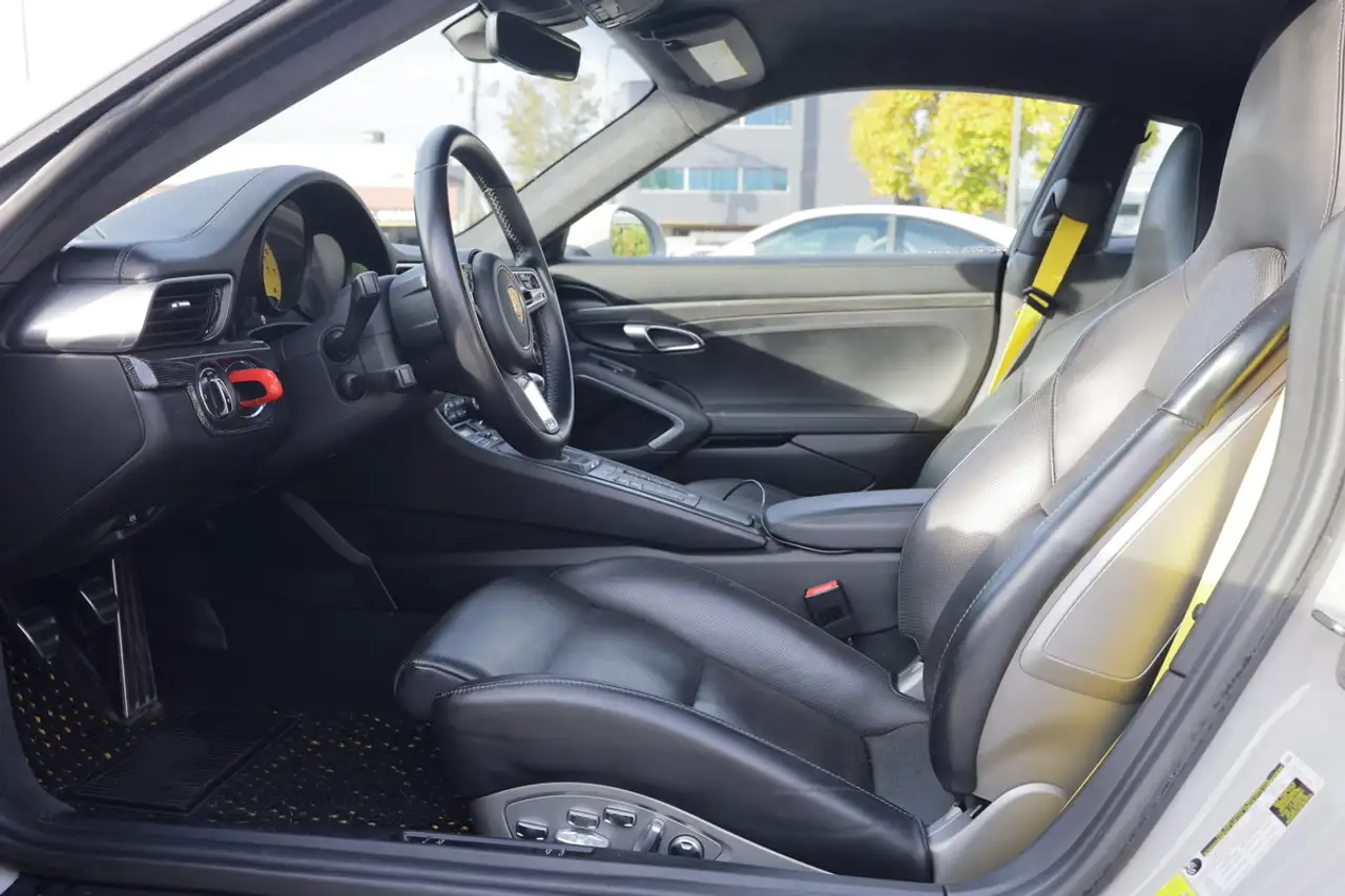 Porsche 911 снимка Porsche 911