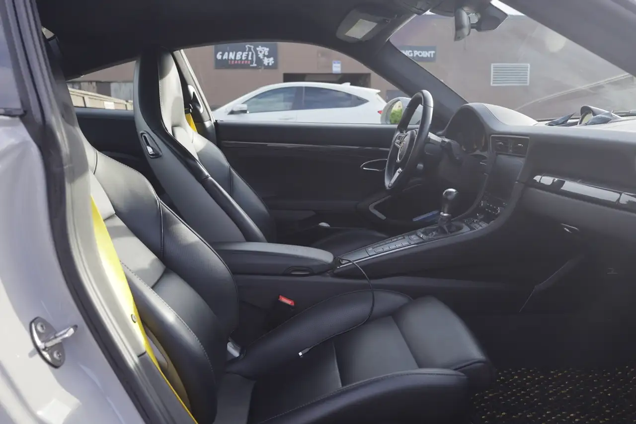 Porsche 911 снимка Porsche 911