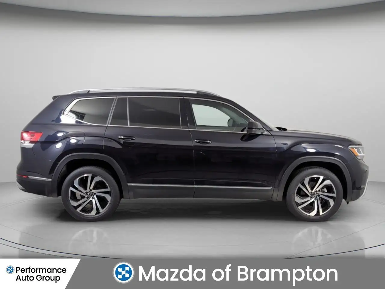 Volkswagen Atlas photo Volkswagen Atlas
