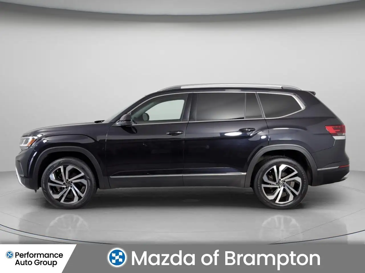 Volkswagen Atlas photo Volkswagen Atlas