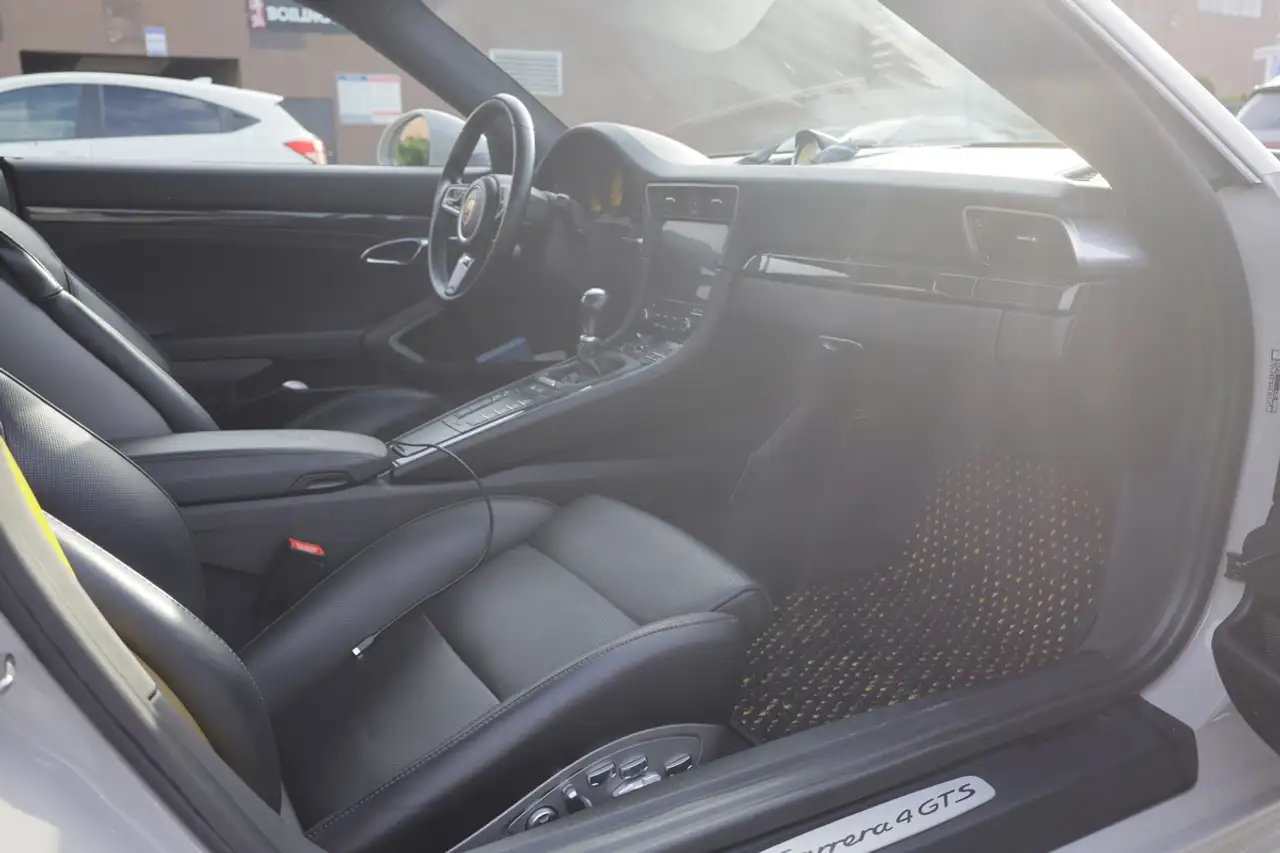 Porsche 911 снимка Porsche 911