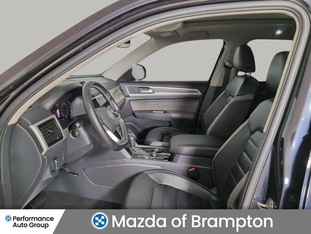 Volkswagen Atlas photo Volkswagen Atlas