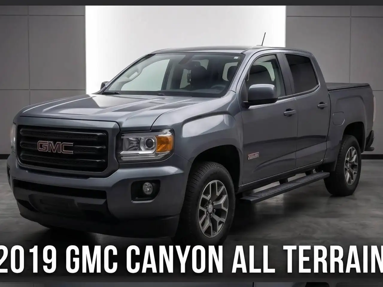 GMC Canyon photo GMC Canyon