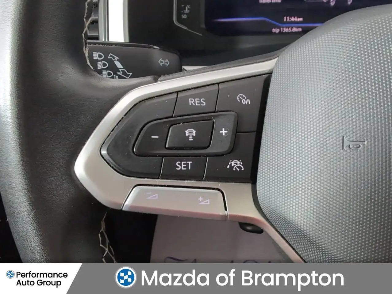 Volkswagen Atlas photo Volkswagen Atlas