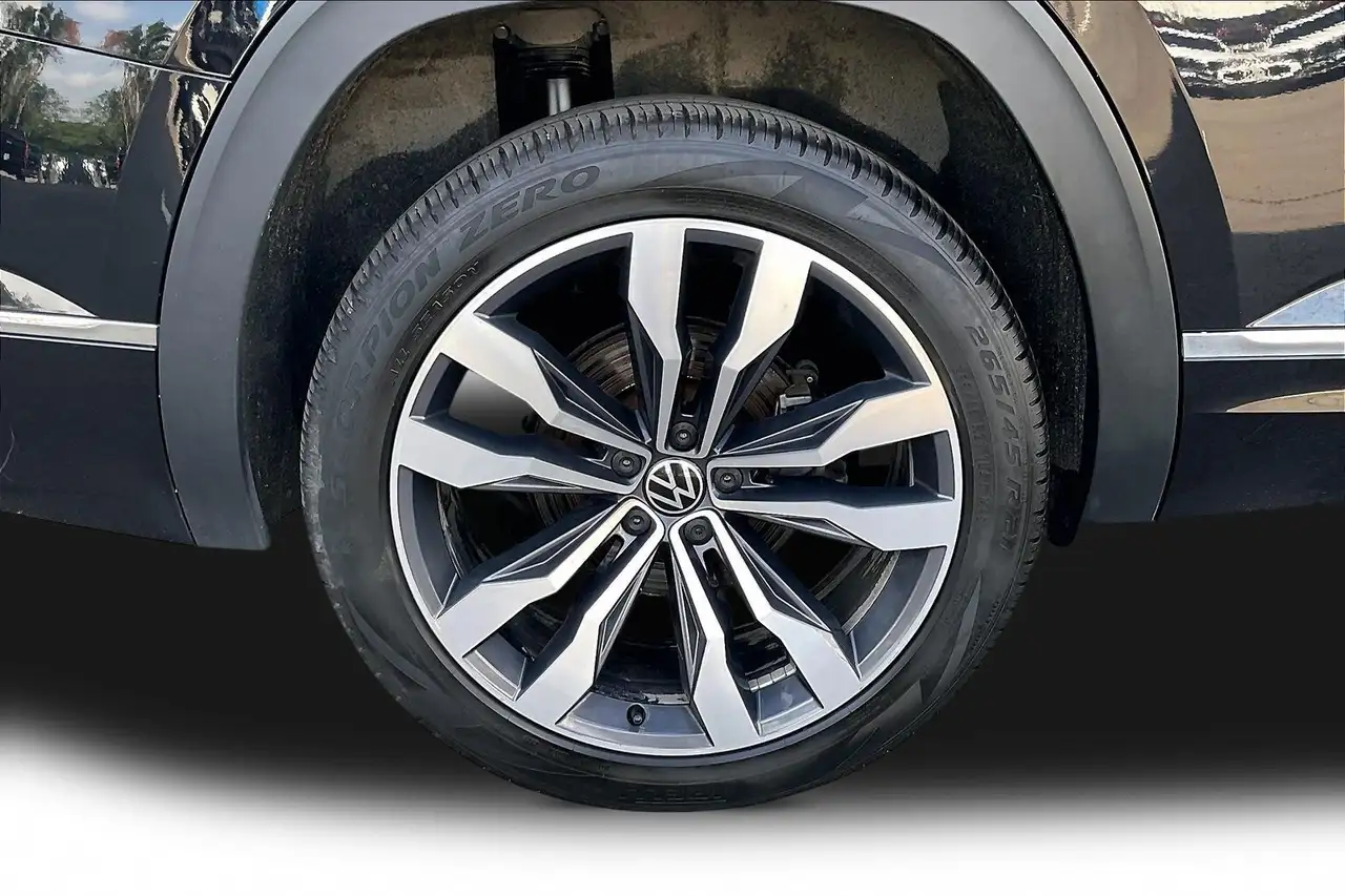 Volkswagen Atlas photo Volkswagen Atlas