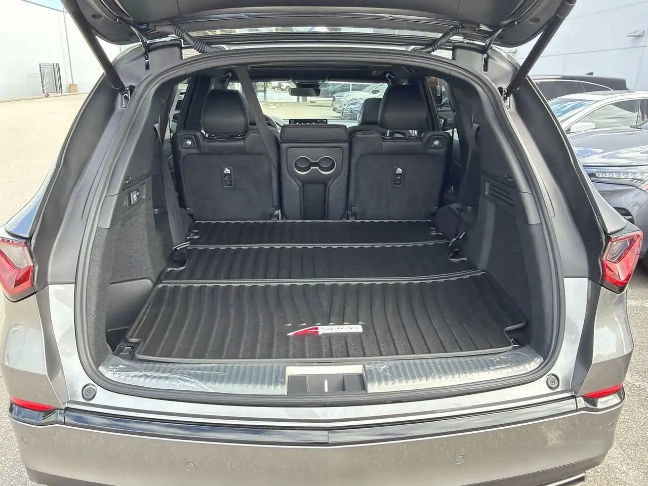 Acura MDX снимка Acura MDX