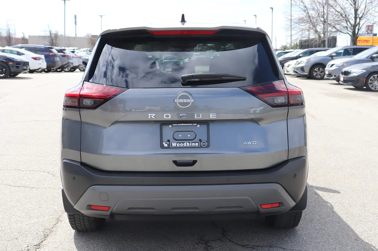 Nissan Rogue снимка Nissan Rogue