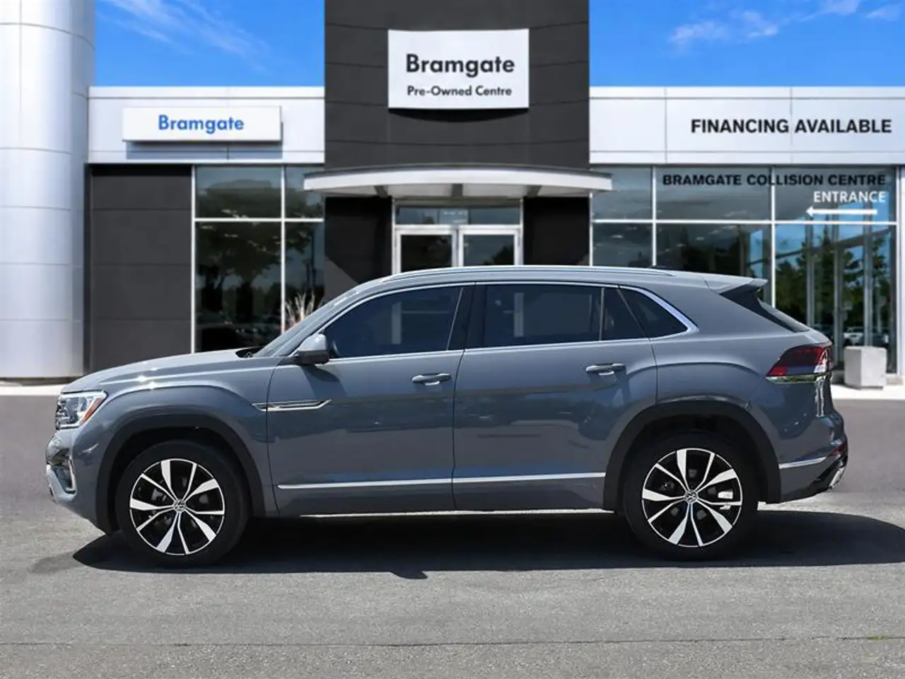 Volkswagen Atlas photo Volkswagen Atlas