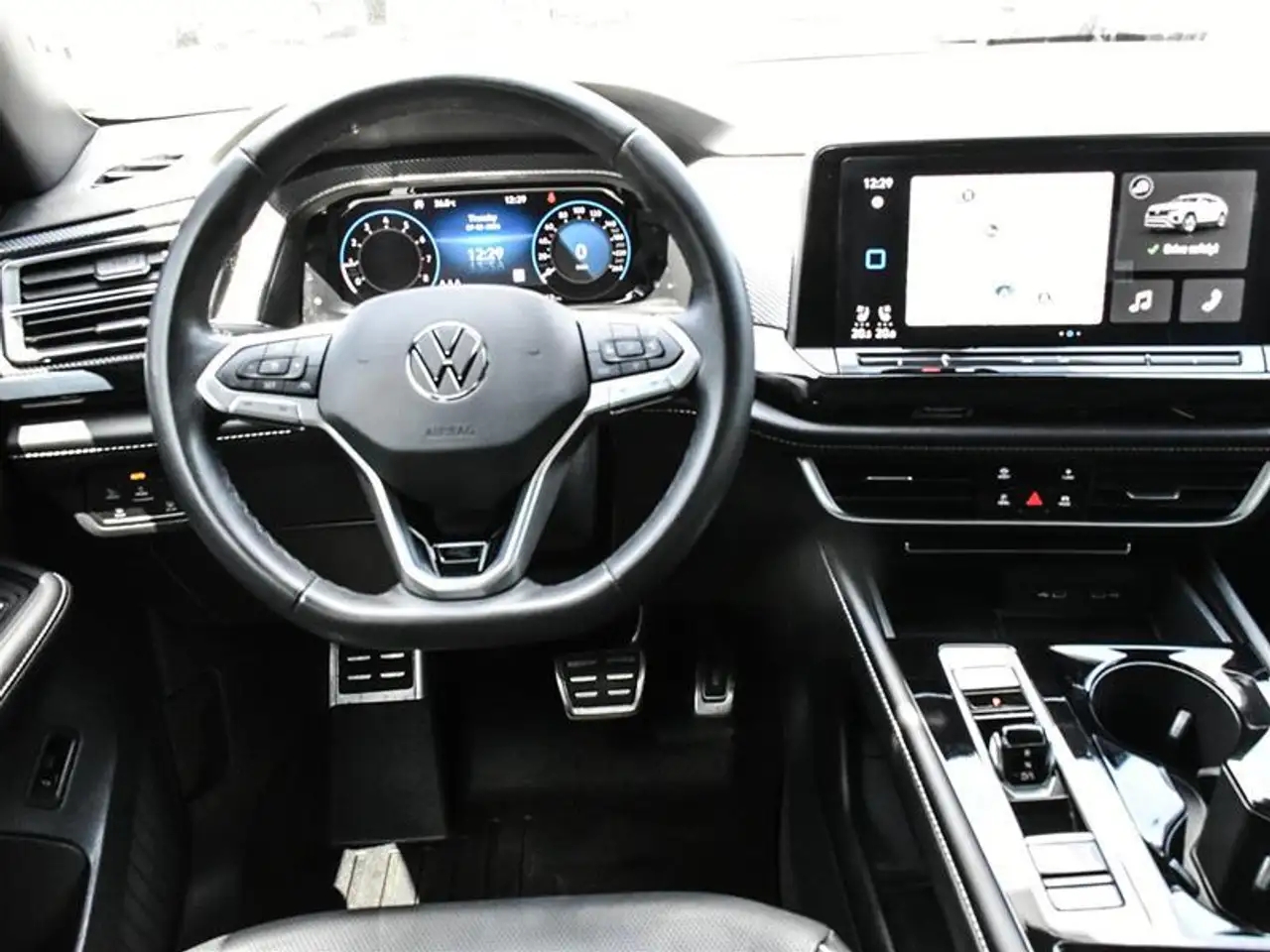 Volkswagen Atlas photo Volkswagen Atlas