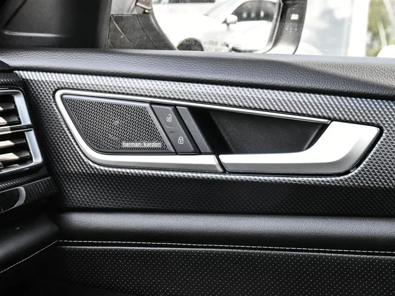 Volkswagen Atlas photo Volkswagen Atlas