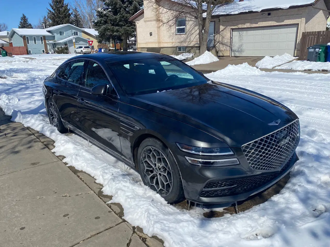 2023 Genesis G80