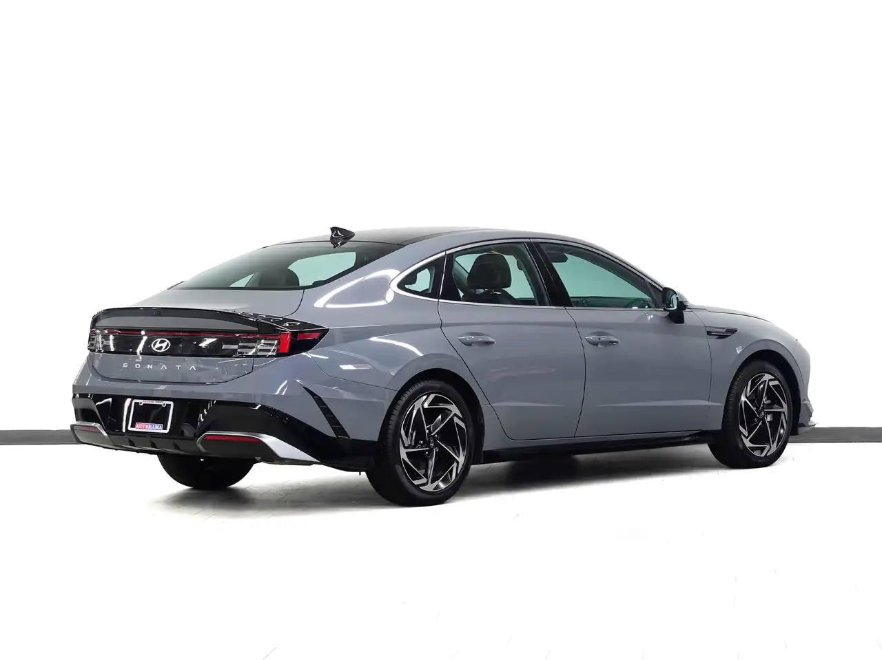 Hyundai SONATA снимка Hyundai SONATA