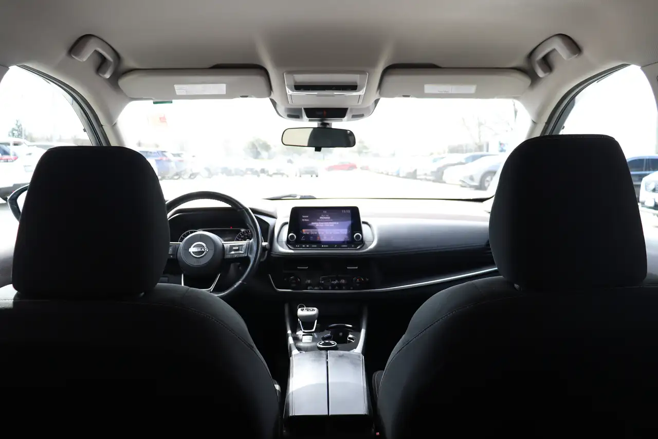 Nissan Rogue снимка Nissan Rogue