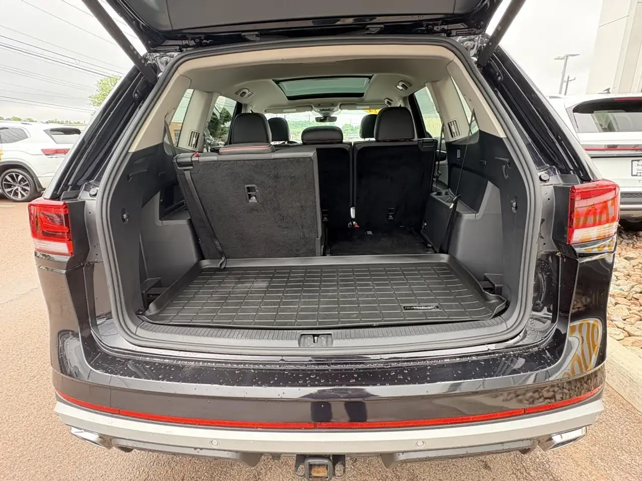 Volkswagen Atlas photo Volkswagen Atlas