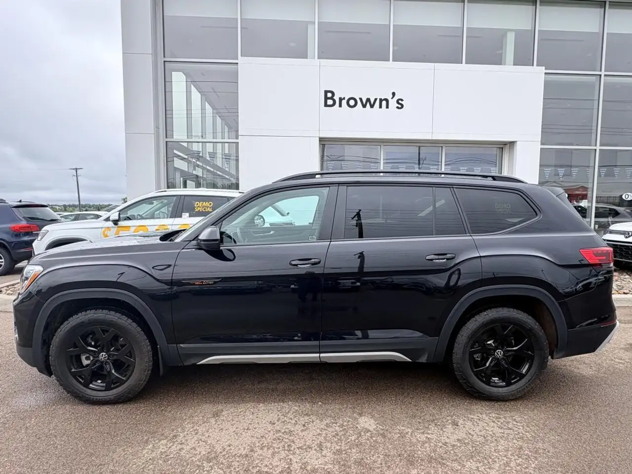 Volkswagen Atlas photo Volkswagen Atlas